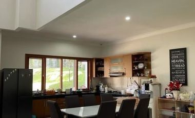 Rumah Villa Siap Huni Asri dan sejuk di Setiabudi