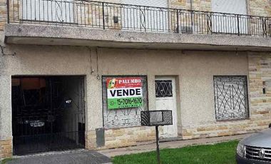 Casa PH en venta en Ezpeleta Este