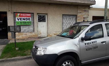 Casa PH en venta en Ezpeleta Este