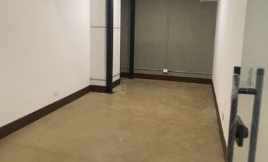 local en arriendo en c.comercial giron colonial. Cod A215981