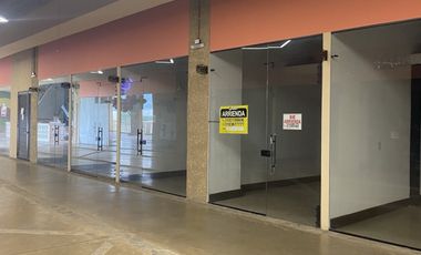 local en arriendo en c.comercial giron colonial. Cod A215981