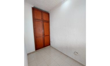 SE ARRIENDA  APARTAMENTO EN EL RECREO