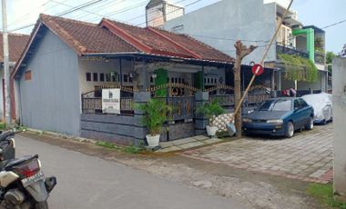 House in Ampenan near Saleh Sungkar Street