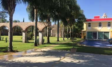 CASA DE CAMPO EN VENTA CERCA DE CARRETERA A CHAPALA