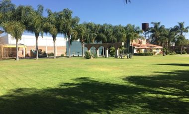 CASA DE CAMPO EN VENTA CERCA DE CARRETERA A CHAPALA