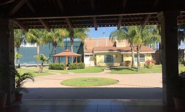 CASA DE CAMPO EN VENTA CERCA DE CARRETERA A CHAPALA