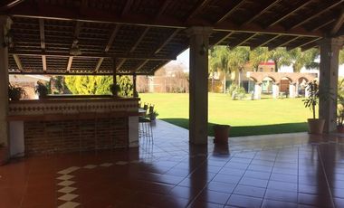 CASA DE CAMPO EN VENTA CERCA DE CARRETERA A CHAPALA