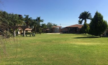CASA DE CAMPO EN VENTA CERCA DE CARRETERA A CHAPALA