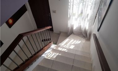 CASA DUPLEX EN VENTA EN LAS CUMBRES