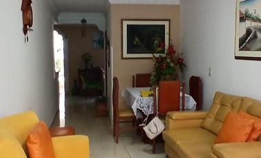 VENTA CASA PROVENZA. Cod V9001