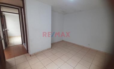 Casa De 467 M² Totales Con Zre – Perfecta Para Comercio, Taller O Multifamiliar