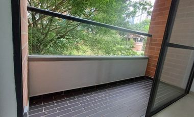 apartamento en arriendo en trianon. Cod A514875