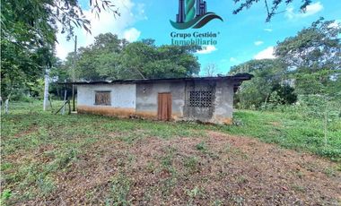 VENDO TERRENO CON CASA DE SEGUNDA CALDERA