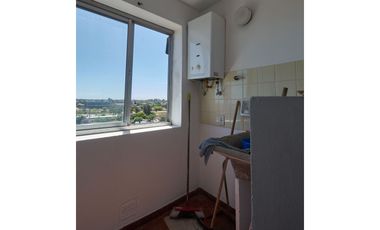 Departamento  : 4 ambientes 2 baños