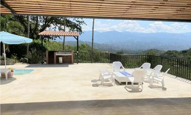 Venta Finca  en Sopetrán,  4.327 mts, amoblada, unidad cerrada