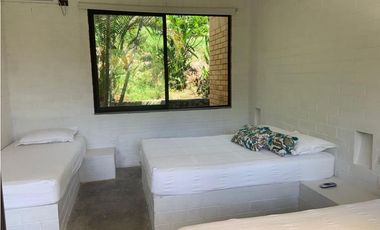 Venta Finca  en Sopetrán,  4.327 mts, amoblada, unidad cerrada