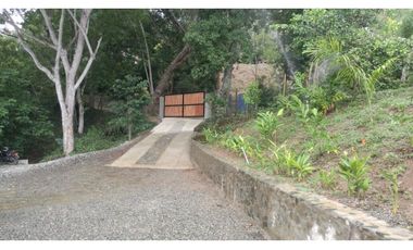 Venta Finca  en Sopetrán,  4.327 mts, amoblada, unidad cerrada