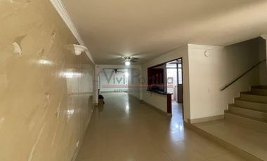 casa en venta en quinta oriental. Cod V2313