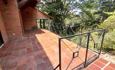 casa en venta en arroyohondo. Cod V108368
