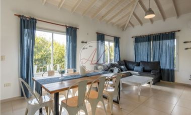 ALQUILER / CASA EN COSTA ESMERALDA SEN III 373