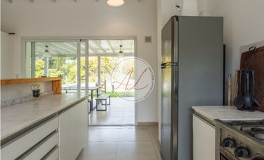 ALQUILER / CASA EN COSTA ESMERALDA SEN III 373