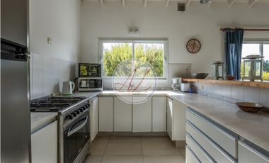 ALQUILER / CASA EN COSTA ESMERALDA SEN III 373