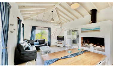 ALQUILER / CASA EN COSTA ESMERALDA SEN III 373