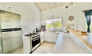 ALQUILER / CASA EN COSTA ESMERALDA SEN III 373