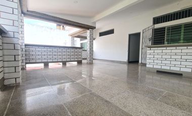 COD. 342 - SE ARRIENDA CASA LOCAL - BARRIO: LA FORD