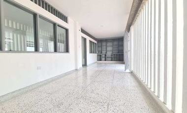 COD. 342 - SE ARRIENDA CASA LOCAL - BARRIO: LA FORD