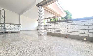 COD. 342 - SE ARRIENDA CASA LOCAL - BARRIO: LA FORD