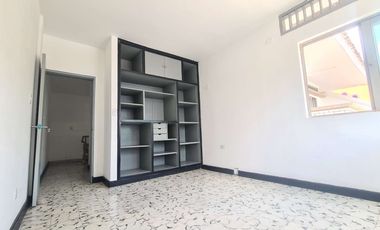 COD. 342 - SE ARRIENDA CASA LOCAL - BARRIO: LA FORD