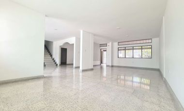 COD. 342 - SE ARRIENDA CASA LOCAL - BARRIO: LA FORD