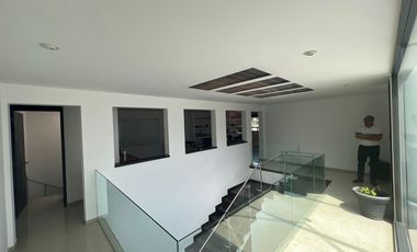 Casa en venta para oficinas, Club de Golf las Fuentes