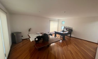 Casa en venta para oficinas, Club de Golf las Fuentes