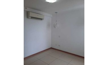 ALQUILER DE APARTAMENTO EN PH TERRAZAS DEL REY