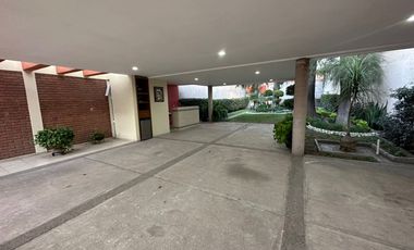 VENTA TERRENO TERRAZA JARDIN AL SUR DE AGS EN JARDINES DE LA ASUNCION 300M2