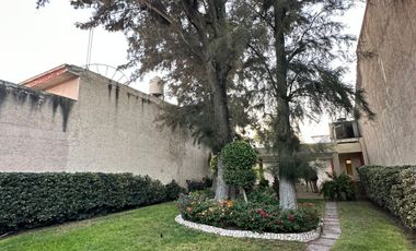 VENTA TERRENO TERRAZA JARDIN AL SUR DE AGS EN JARDINES DE LA ASUNCION 300M2