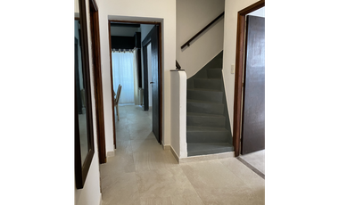 Alquiler Temporada Verano Mar Del Plata - La Perla - Chalet 7 pers.