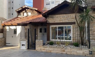 Alquiler Temporada Verano Mar Del Plata - La Perla - Chalet 7 pers.