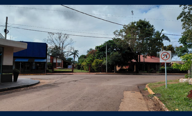 Inmueble Mixto de Gran Escala: Vivienda, Local y Departamento en Aristóbulo del Valle