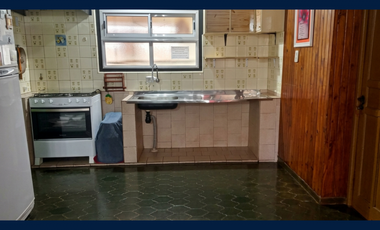 Inmueble Mixto de Gran Escala: Vivienda, Local y Departamento en Aristóbulo del Valle