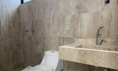 CASA EN VENTA EN LA COLONIA REMES EN VERACRUZ,VER.