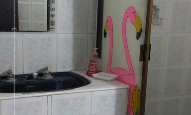 CASA-HABITACIÓN CON BODEGA EN VENTA, LOS SAUCES, TEPIC.(F)