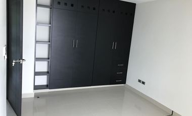 Departamento en  renta en Lagos del Sol 3 habitaciones + Cuarto de servicio