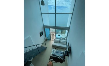 APARTAMENTO AMOBLADO de 147m2 CON TERRAZA, EN NAOS ISLAND AMADOR