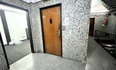 Venta Oficina 36,5m2 en Lavalle y Jean Jaures - Abasto -