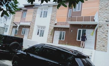 RUMAH BARU 2 LANTAI SIAP HUNI DI KAWASAN PEMDA KULON PROGO NEGO KERAS