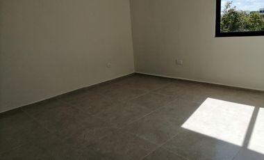 FRACC. NADIRA, PRIVADA RESIDENCIAL EN CONKAL, 3 RECÁMARAS