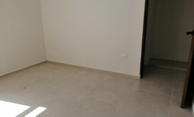 FRACC. NADIRA, PRIVADA RESIDENCIAL EN CONKAL, 3 RECÁMARAS